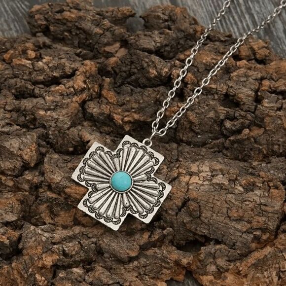 SILVER SOUTHWESTERN NATIVE TURQUOISE CROSS PENDANT NECKLACE - Picture 5 of 5